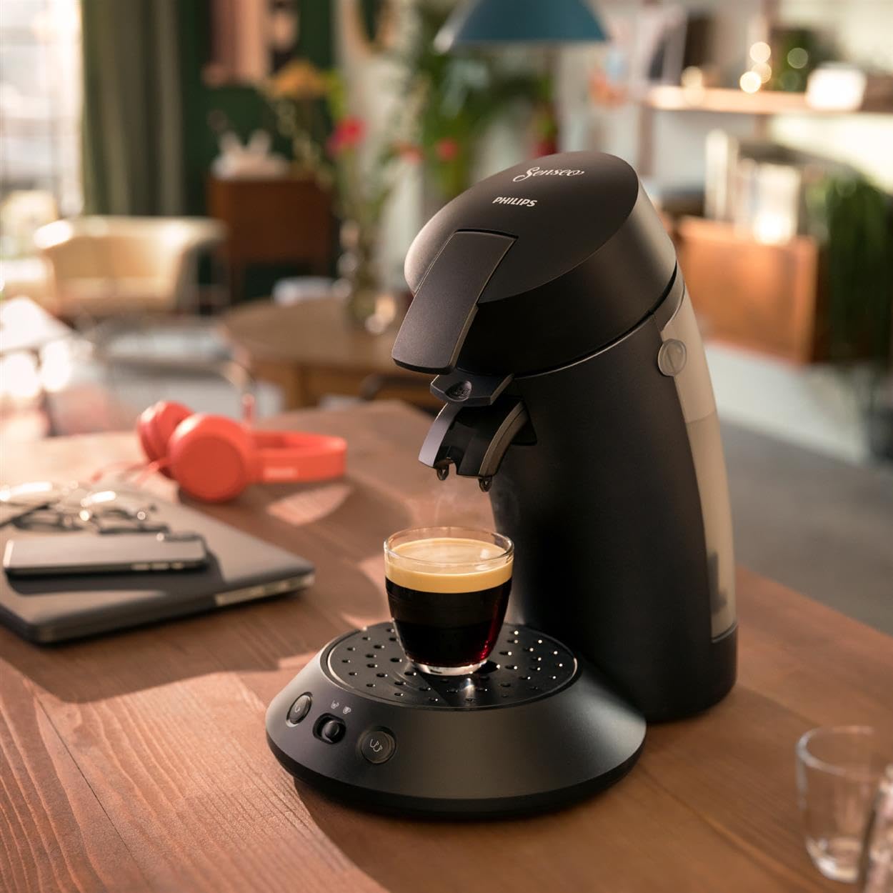👉 Kaffeepadmaschine mit Kaffeestärkewahl, Coffee-Boost-Technologie, Zwei-Tassen-Funktion, 0,7L Wassertank, Schnelles Aufheizen & Samtige Crema